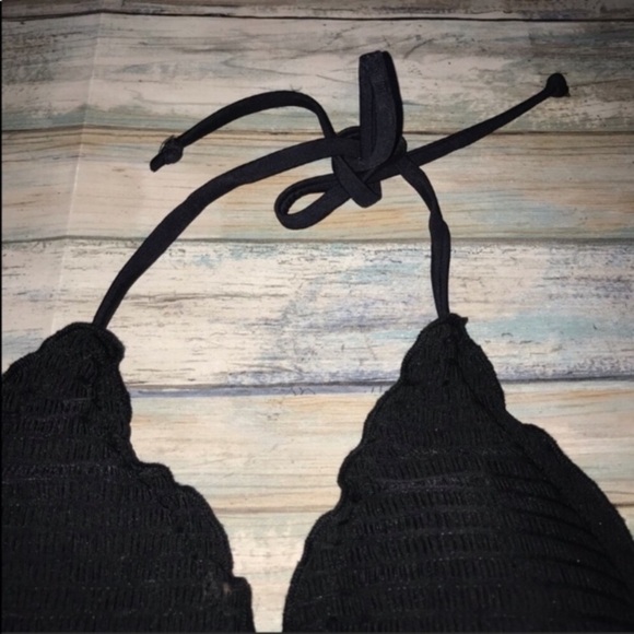 Mossimo Black Triangle Bikini Top - Picture 4 of 4